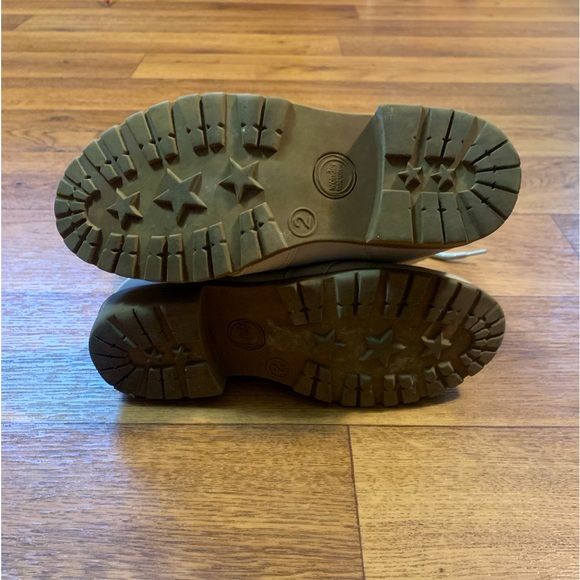 Girls booties - Picture 2 of 2